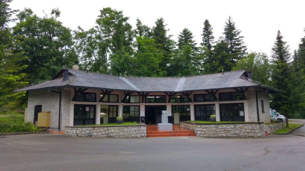 Sanitärgebäude Pivka Jama